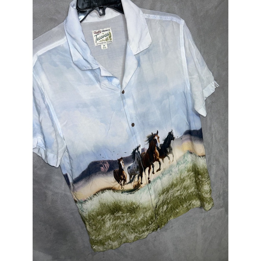 Tecovas Shirt Mens M 100% Rayon rare limited Running Horses button Camp